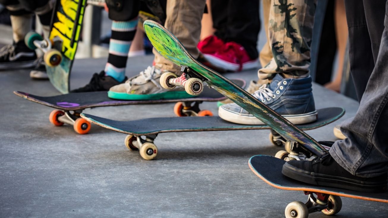 skateboard