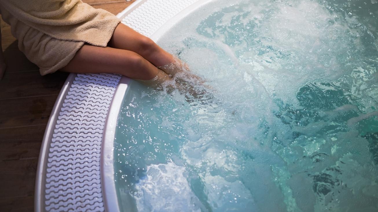 spa jacuzzi